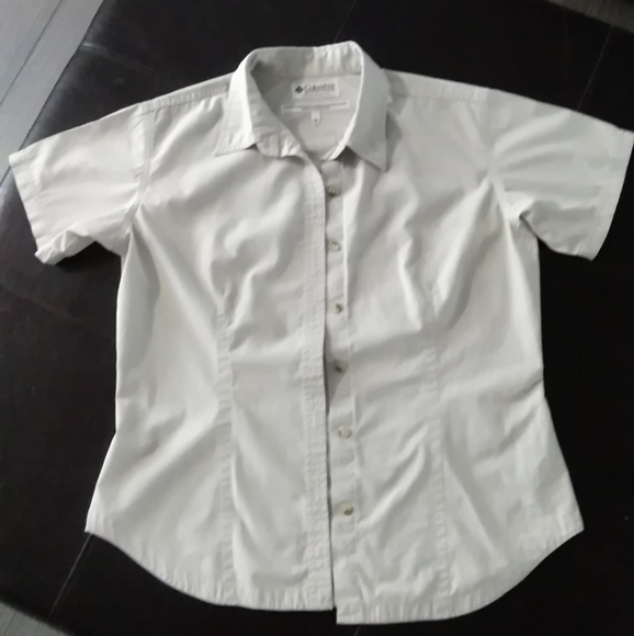 Vintage COLUMBIA SPORTSWEAR Button-down - Picture 2 of 8